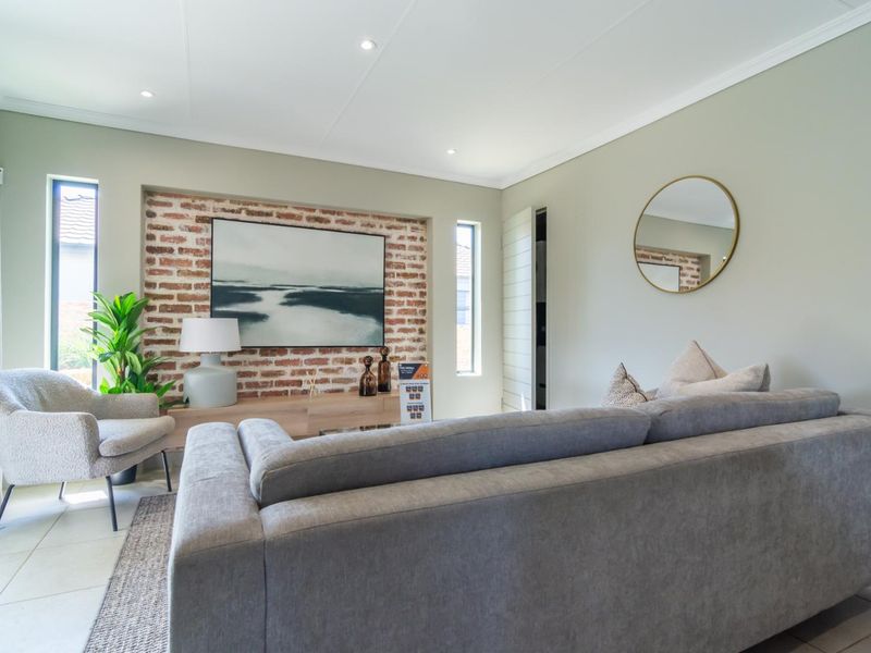 Stunning 89m2 3-Bedroom Home in Lion Pride Lifestyle Estate - Photo 2