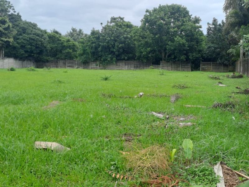 This vacant land offers an excellent opportunity for buyers looking to build a home, develop an investment property, or secure land for future use. - Photo 4