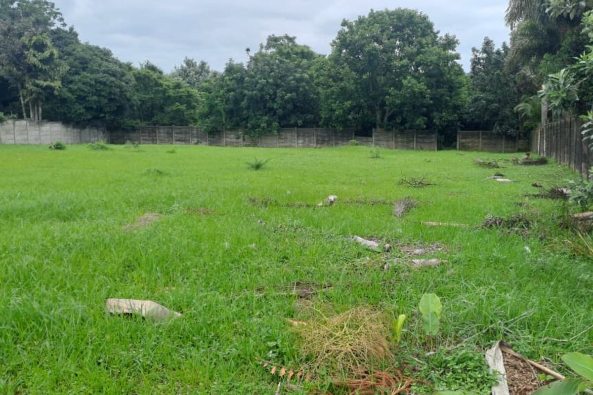 This vacant land offers an excellent opportunity for buyers looking to build a home, develop an investment property, or secure land for future use. - Photo 4