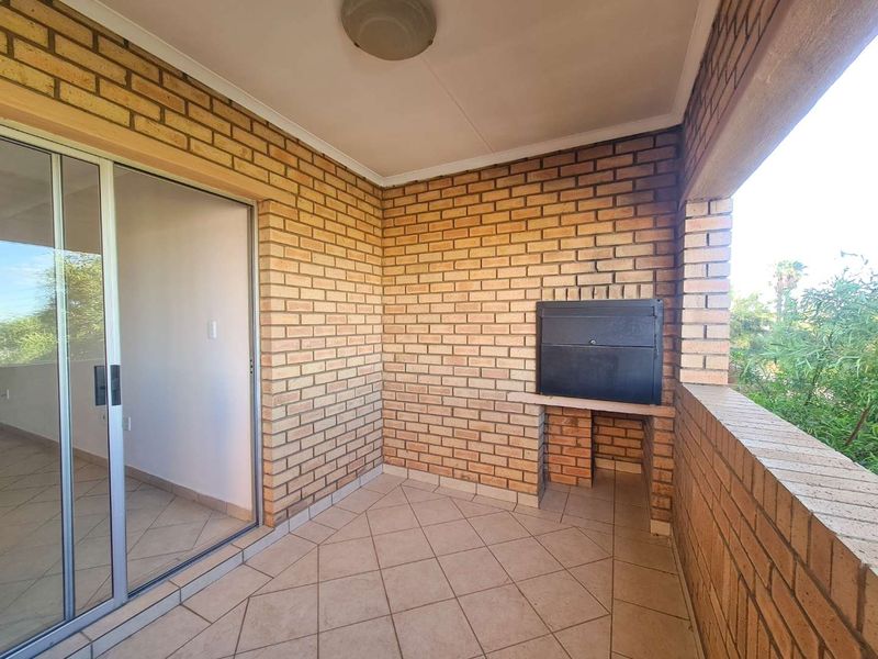 Welcome to Hazeldean - A load shedding free area! - Photo 8