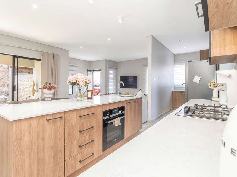 Beautifully Designed.  Perfectly Located - Photo 10