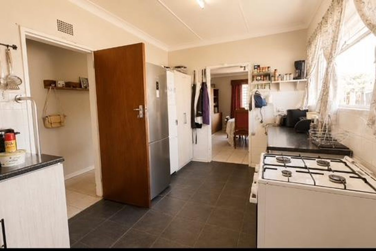 Space, Comfort & Endless Potential - Photo 3