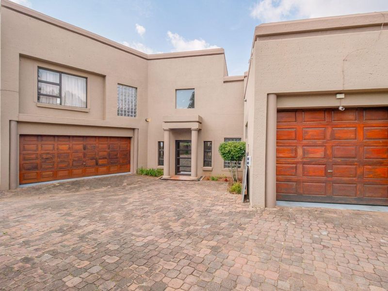 Your chance to own the best in Highveld. - Photo 2