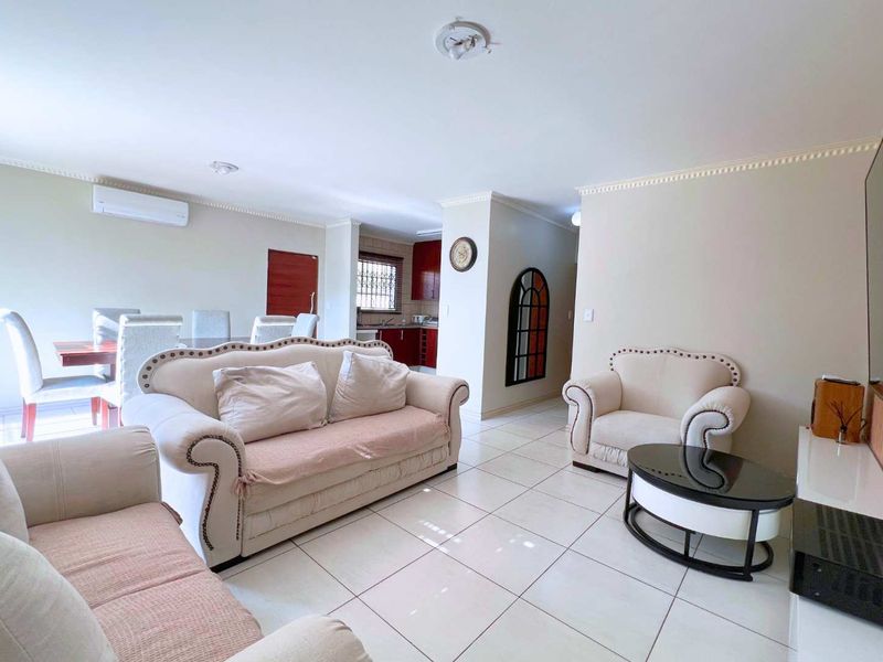 4 Bedroom Family home for Sale in Annlin - Photo 6