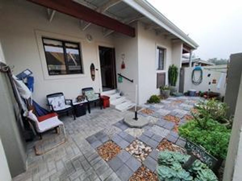 The Paddock - Photo 10