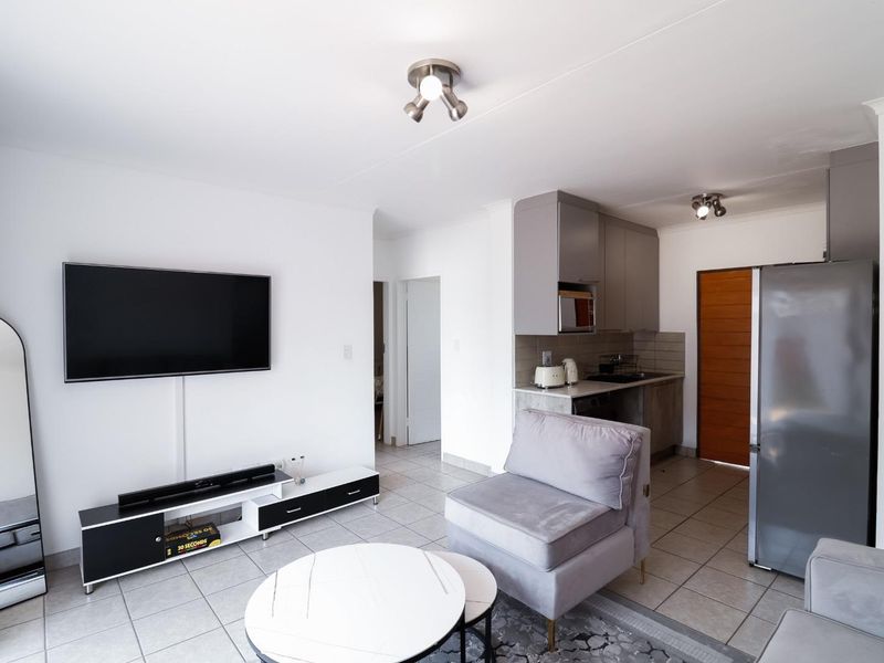 Perfect for Families or Investment - 4 Bed 2 Bath! - Photo 7