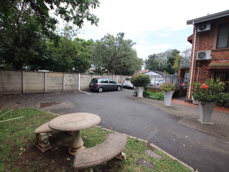 RETIRMENT ESTATE WITH FRAIL CARE  - R550.000-00 - Photo 5