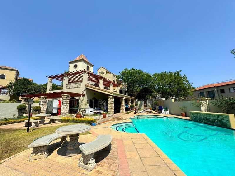 2 Bedroom Townhouse in Morningside Village Estate - Photo 4