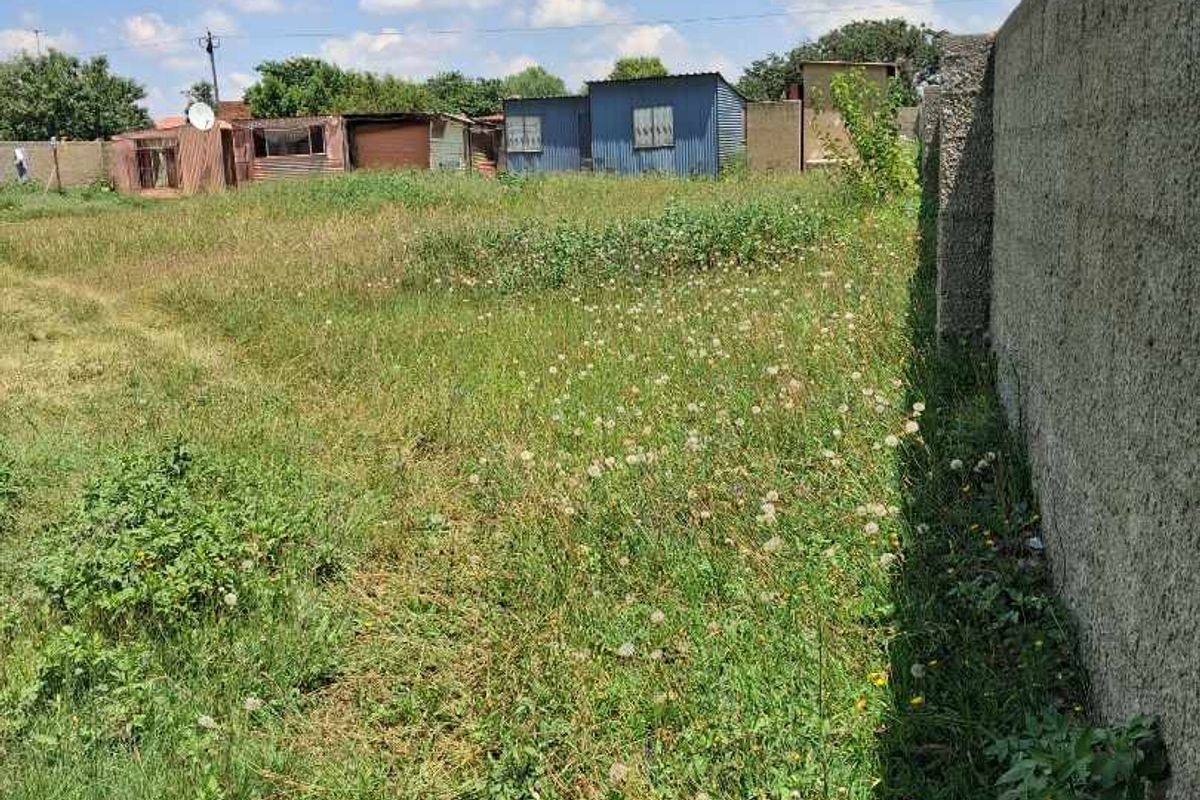 Well Fenced Land For Sale in Meyerton - Photo 3