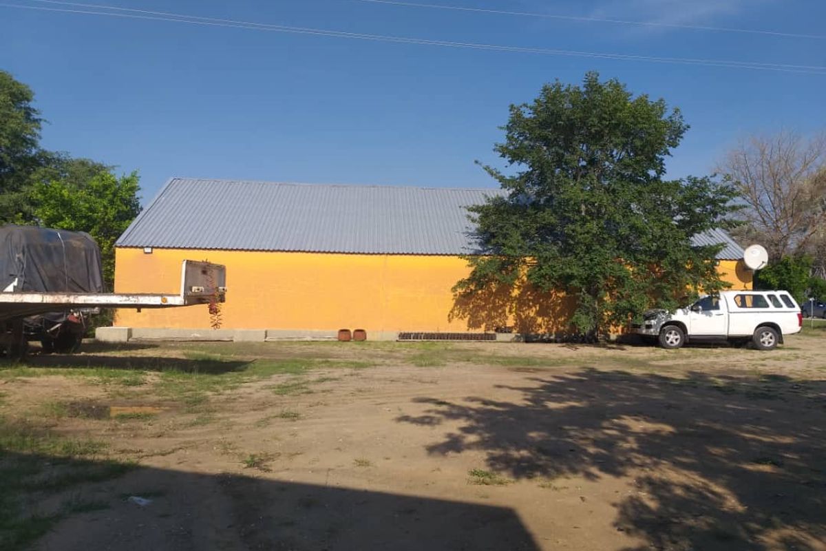 Ohangwena Business Plot with Flats  For Sale - Photo 3