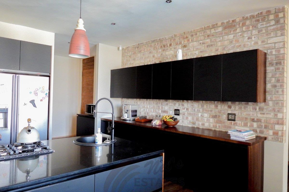 Luxurious Home For Sale at Rossmund Golf Resort, Swakopmund - Photo 5