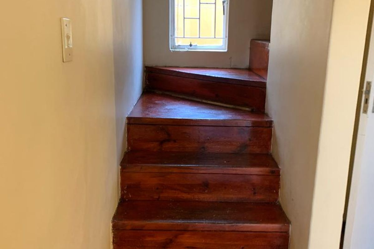 NEAT 2 BEDROOM TOWNHOUSE FOR SALE KHOMASDAL - Photo 4