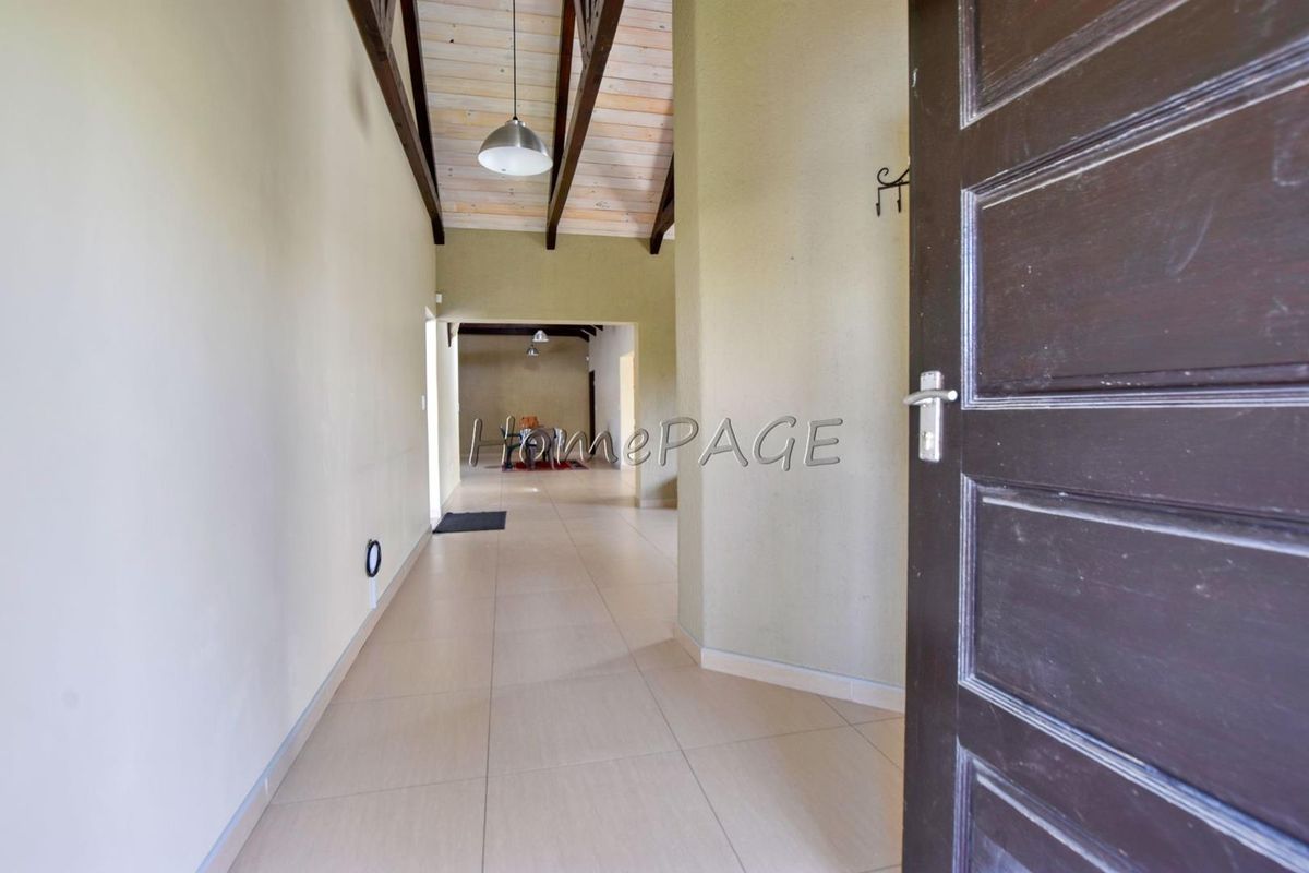 Ext 15, Swakopmund:  Attractive 3 Bedr home is for sale - Photo 3