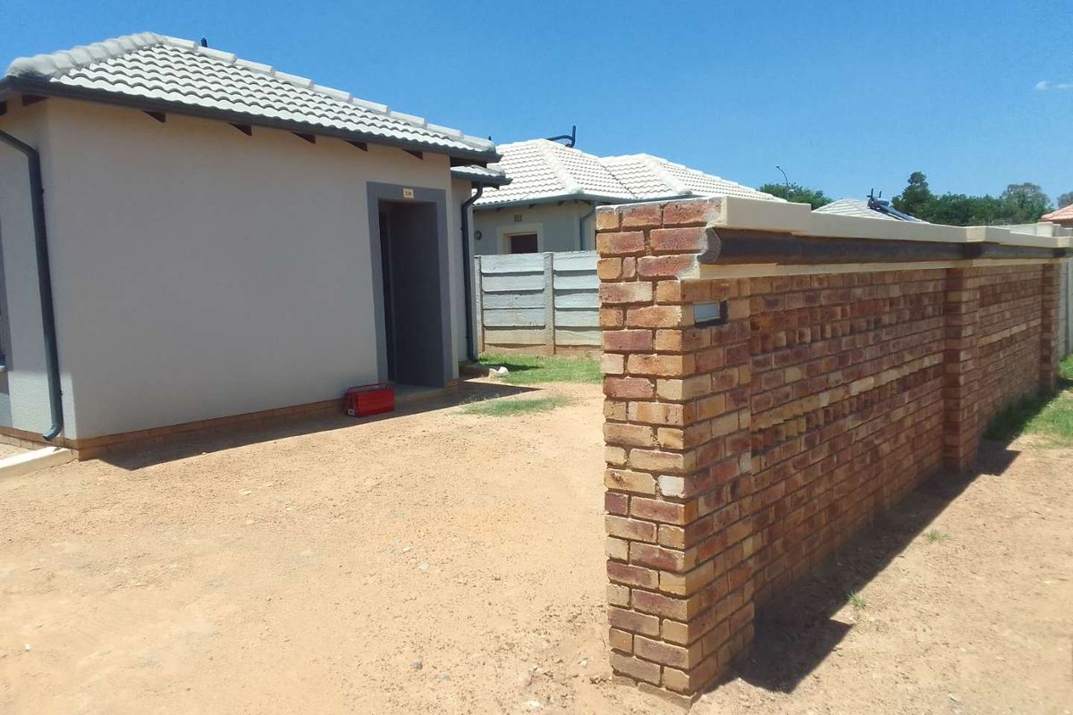 New developments three bedrooms house for sale in Benoni - Photo 2