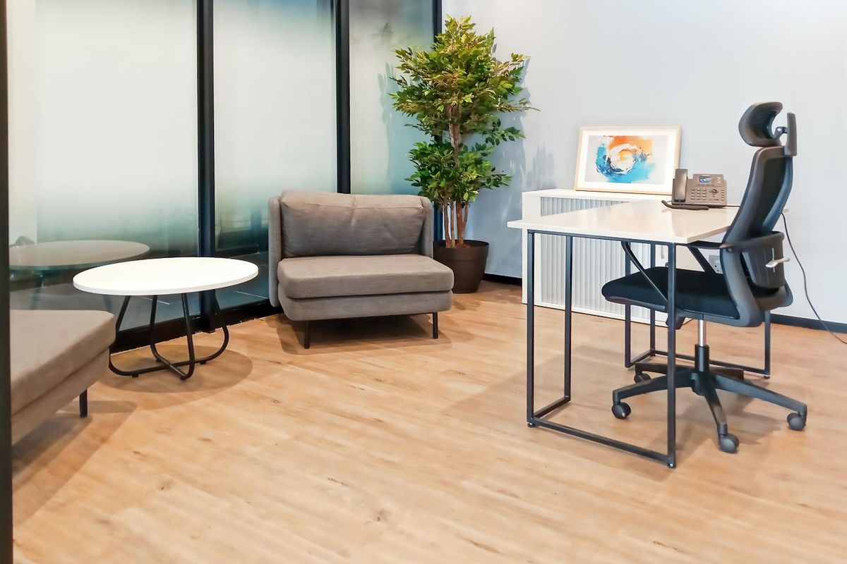Fully serviced private office space for you and your team in Spaces Blue Hills - Photo 2