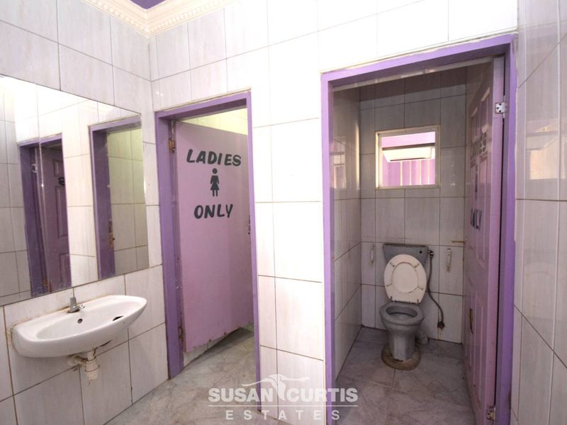 Starting from N$ 1260 000!!!! - Photo 10