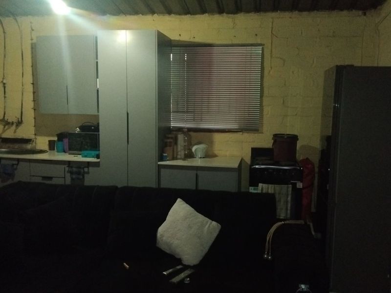 1 Bedroom House For Sale in Ga-Rankuwa Unit 23 - Photo 2