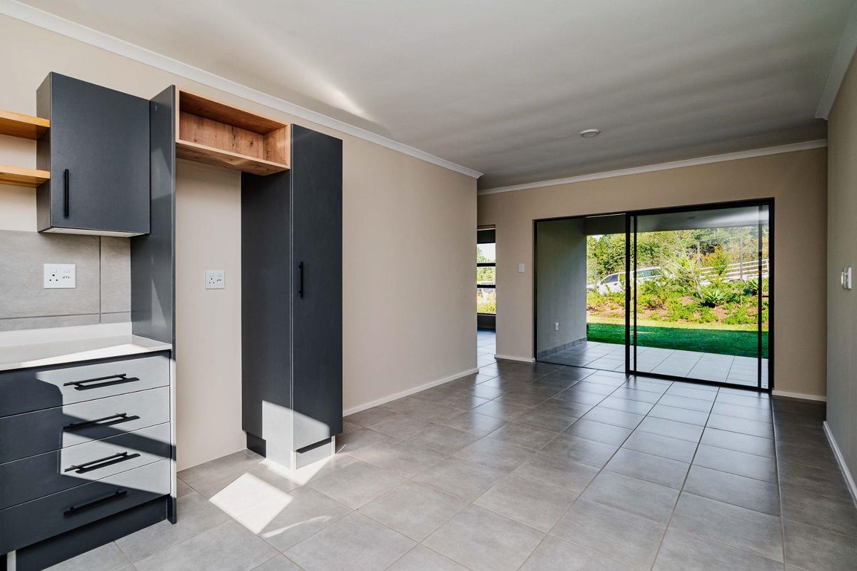 Kings Gate Estate 4 Bedroom Freestanding Home - Photo 3