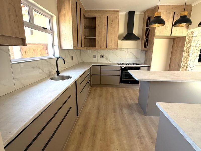 Perfect Place to call Home- Rossmund Golf Estate - Photo 5