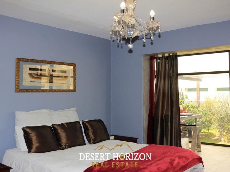 Swakopmund, Vogelstrand | Flexible living: 2 kitchens, perfect for Airbnb or multi-gen families - Photo 7