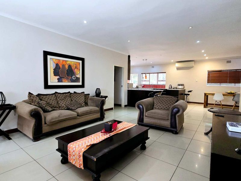 Spacious Family Living Meets Modern Off-Grid Convenience in Meyerspark - Photo 10