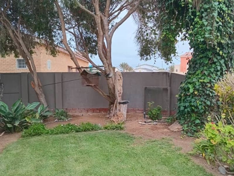 PERFECTLY LOCATED HOUSE FOR SALE IN HENTIES BAY – NAMIBIA - Photo 10