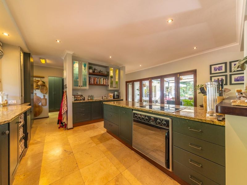 Furnished 4 Bedroom house to rent - Photo 6