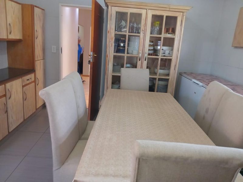 Four Bedroom Family Home For Sale in Brackenhurst - Photo 9