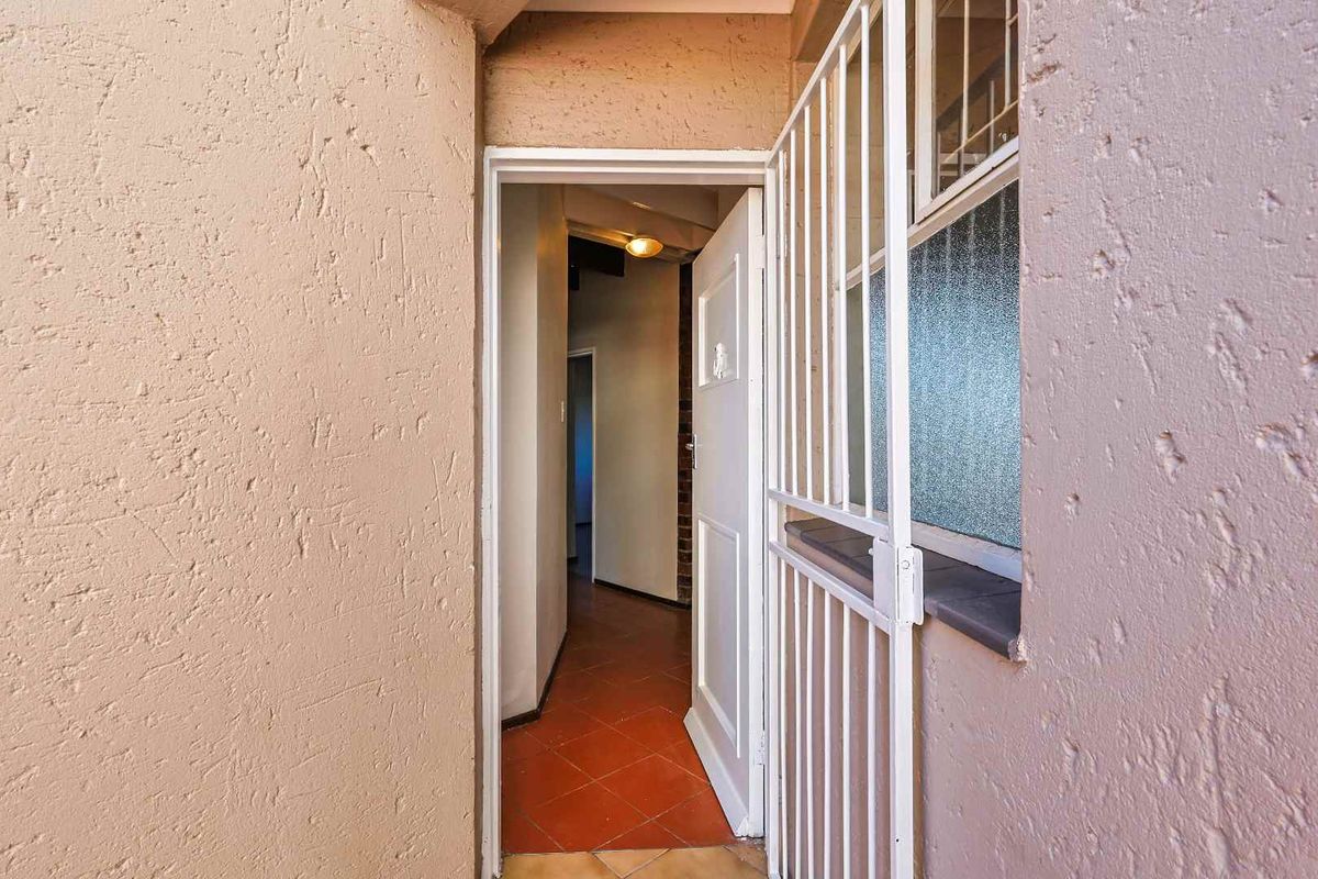 Exceptional Space, Prime Position, Outstanding Value. - Photo 2