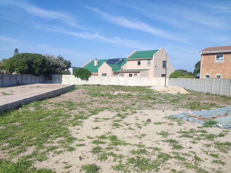 Large, Level Stand with Plans - Photo 2