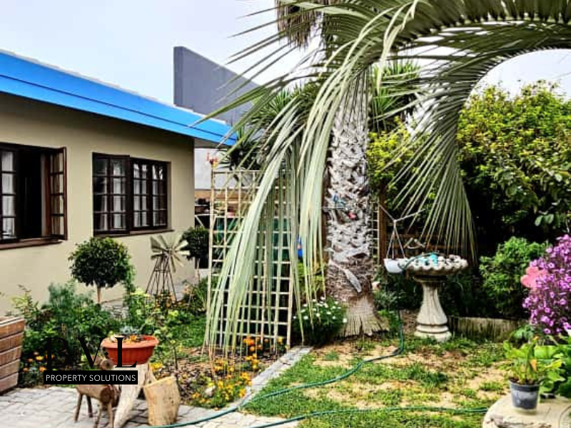 4 Bedroom family home for sale in Ocean View - Photo 2