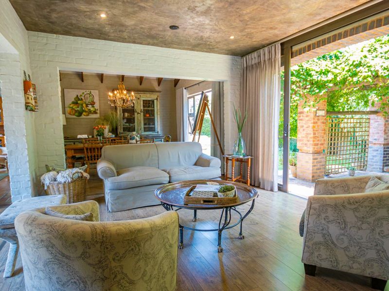 Unique Farm Style Home - Photo 10