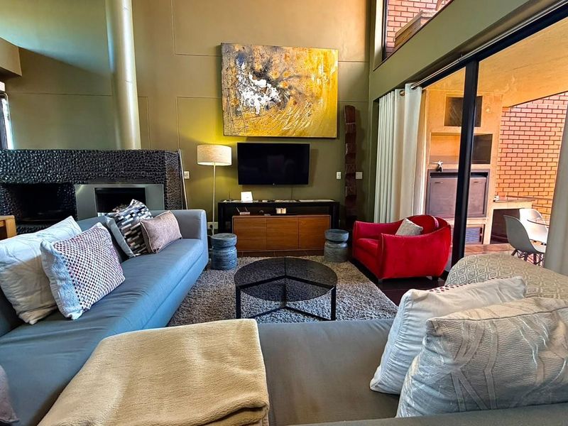 Sophisticated Modern 2‐Bedroom Penthouse in Melrose Arch - Photo 8