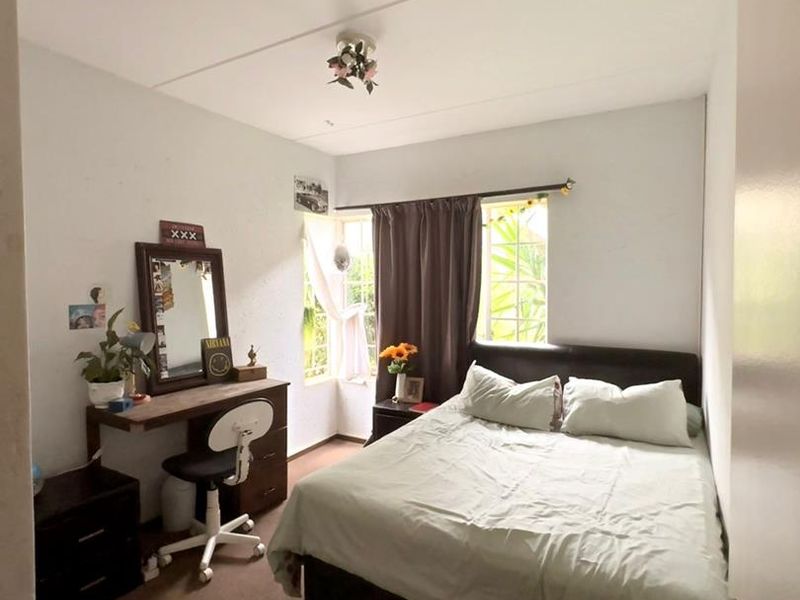 2 Bedroom On Ground Floor! - Photo 9