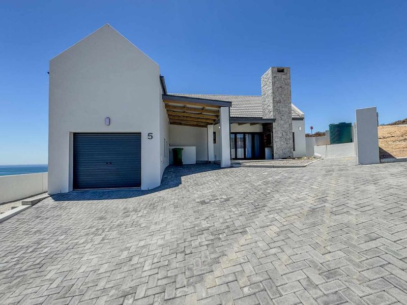 Elevated Coastal Living with Uninterrupted Views in Steenberg Cove, St Helena Bay - Photo 3