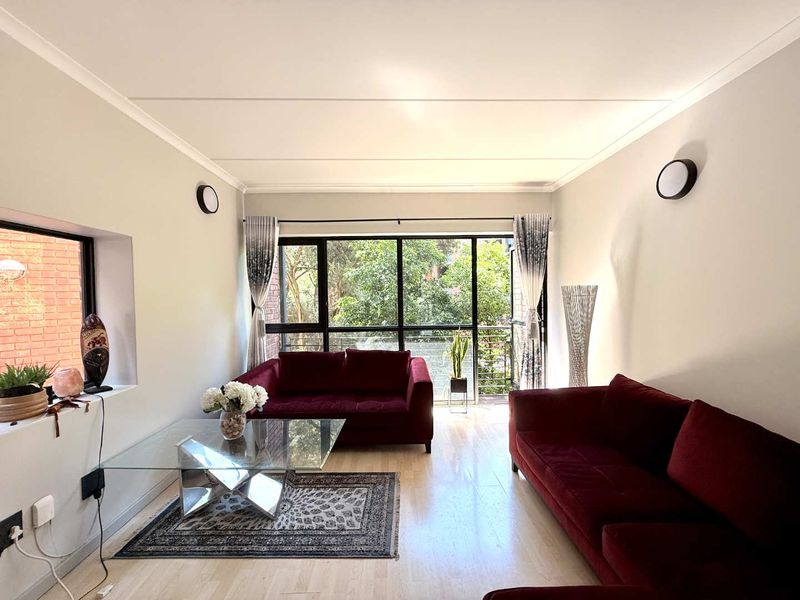 Modern 2-Bedroom Apartment in Atholl - Photo 6