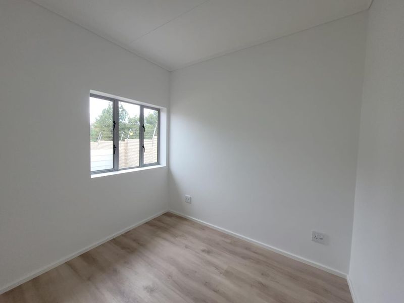 Mooikloof Country Estate 3 Bedroom House For Sale - Photo 8