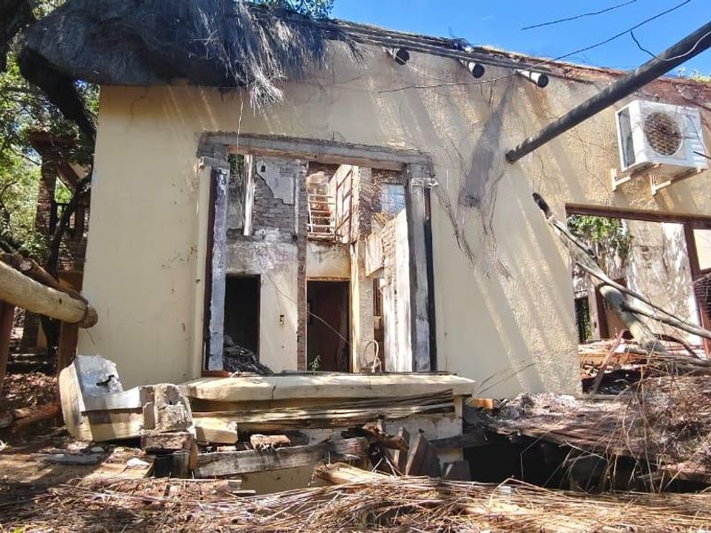 "DIY Enthusiasts: Rebuild in a Serene Greenbelt Setting!" - Photo 3