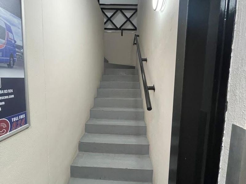 Office Building in Windhoek West - Photo 5