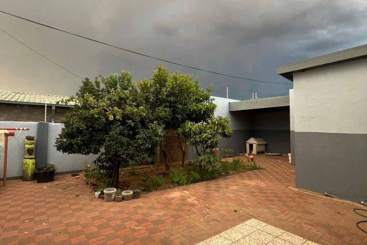 FOR SALE | KHOMASDAL –  FREE-STANDING FAMILY HOME - Photo 2