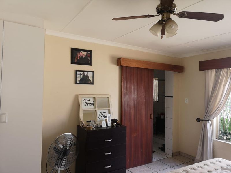 Garden cottage for rent - Photo 8