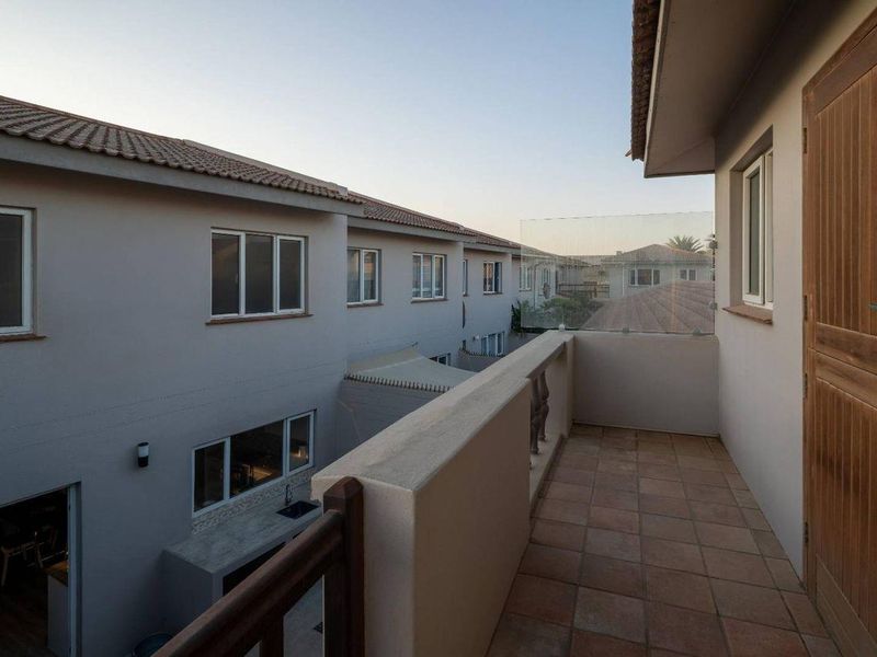 Space and Location Are Key With this Property - Photo 7