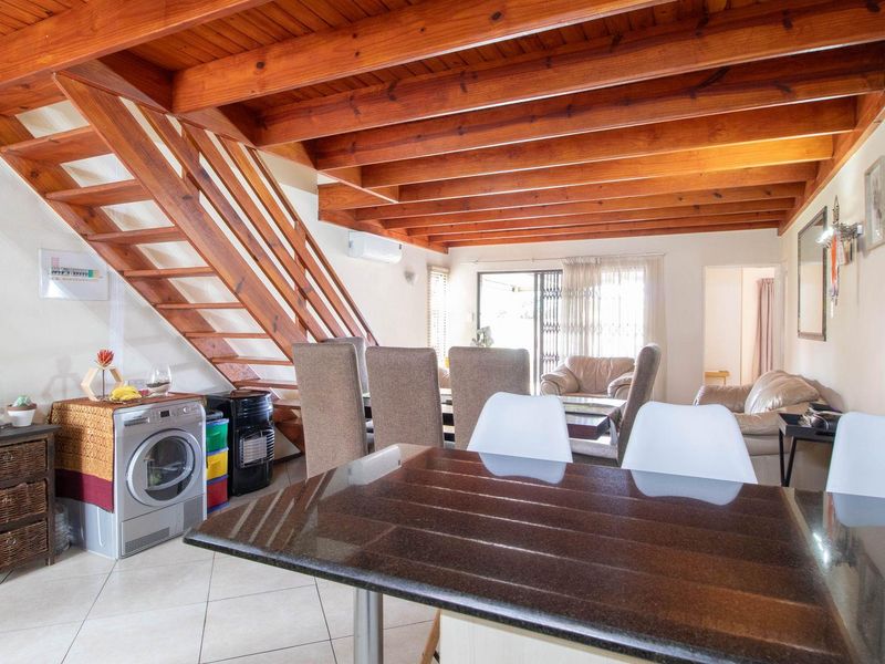 Charming Townhouse in Blue Lakes Estate Awaits You! - Photo 10