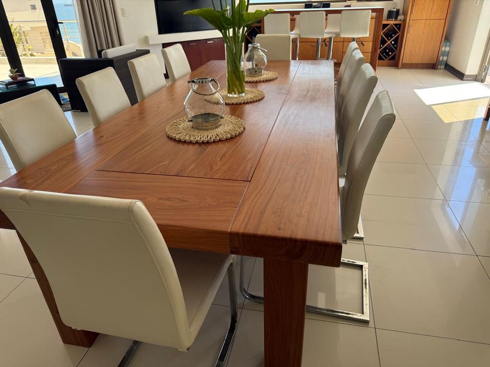 Open plan dining area