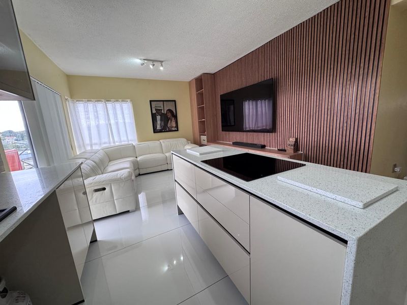 Modern 3-Bedroom Apartment with Balcony in Soho Junction, Broadacres - Photo 8