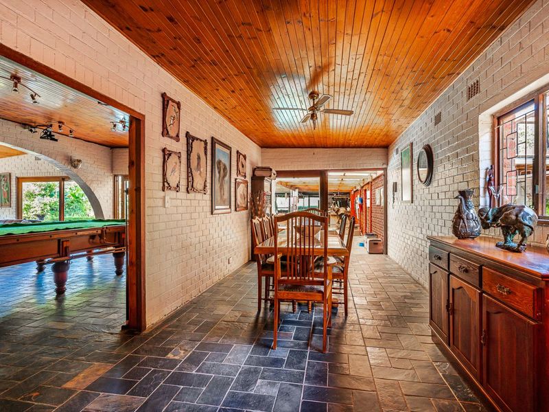 Two Stunning Country Houses and a cottage in Waterfall - Photo 9