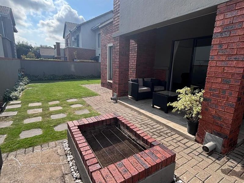 3-Bedroom Family Home in Meyersdal Nature Estate-Secure & Stylish - Photo 3