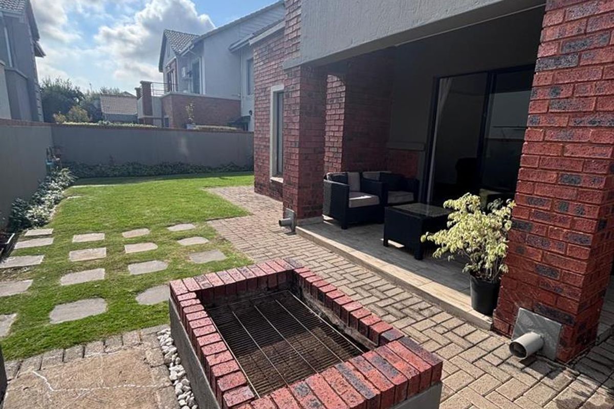 3-Bedroom Family Home in Meyersdal Nature Estate-Secure & Stylish - Photo 3