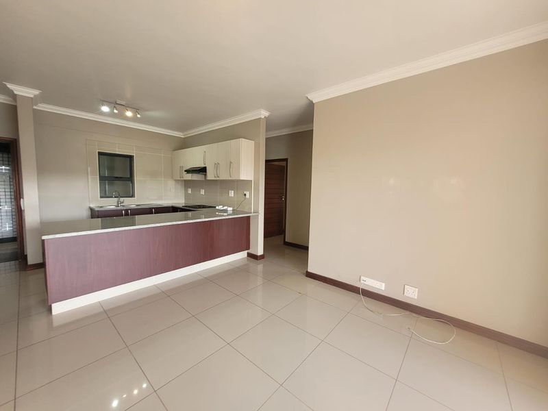 Luxury 3-Bedroom Apartment To Rent – Park Avenue, Umhlanga New Town Centre Rental: R20 000 per month - Photo 4