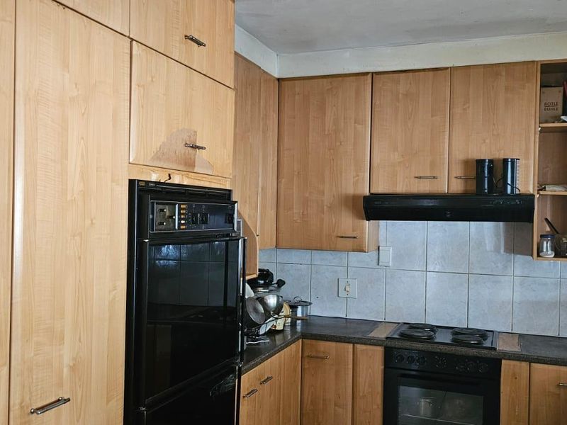 Don't miss out on this fantastic investment opportunity. - Photo 3